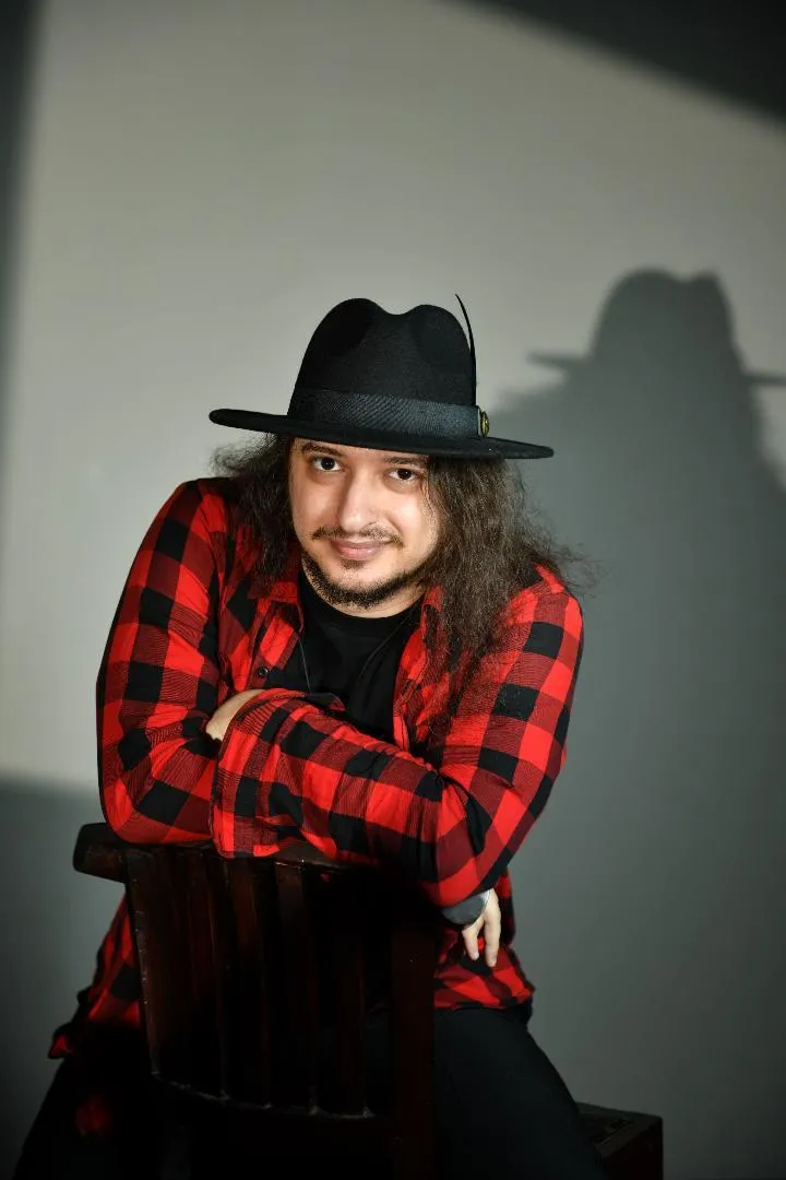Maxma, pianist